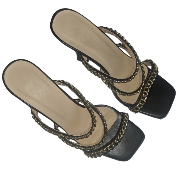 Nicole Miller Gold Chain Sandal - Picture 4 of 12